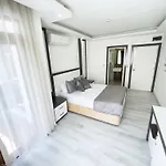 Hotel Livane Sun