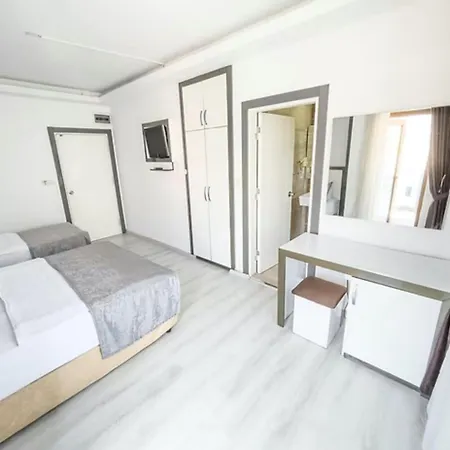 Hotell Livane Sun 4*