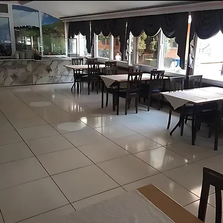 Livane Sun מלון אלאניה