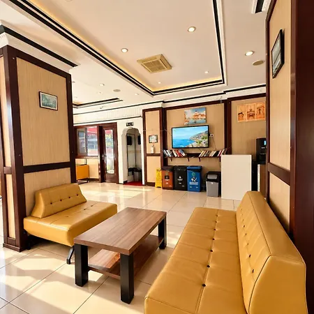 Hotelli Livane Sun